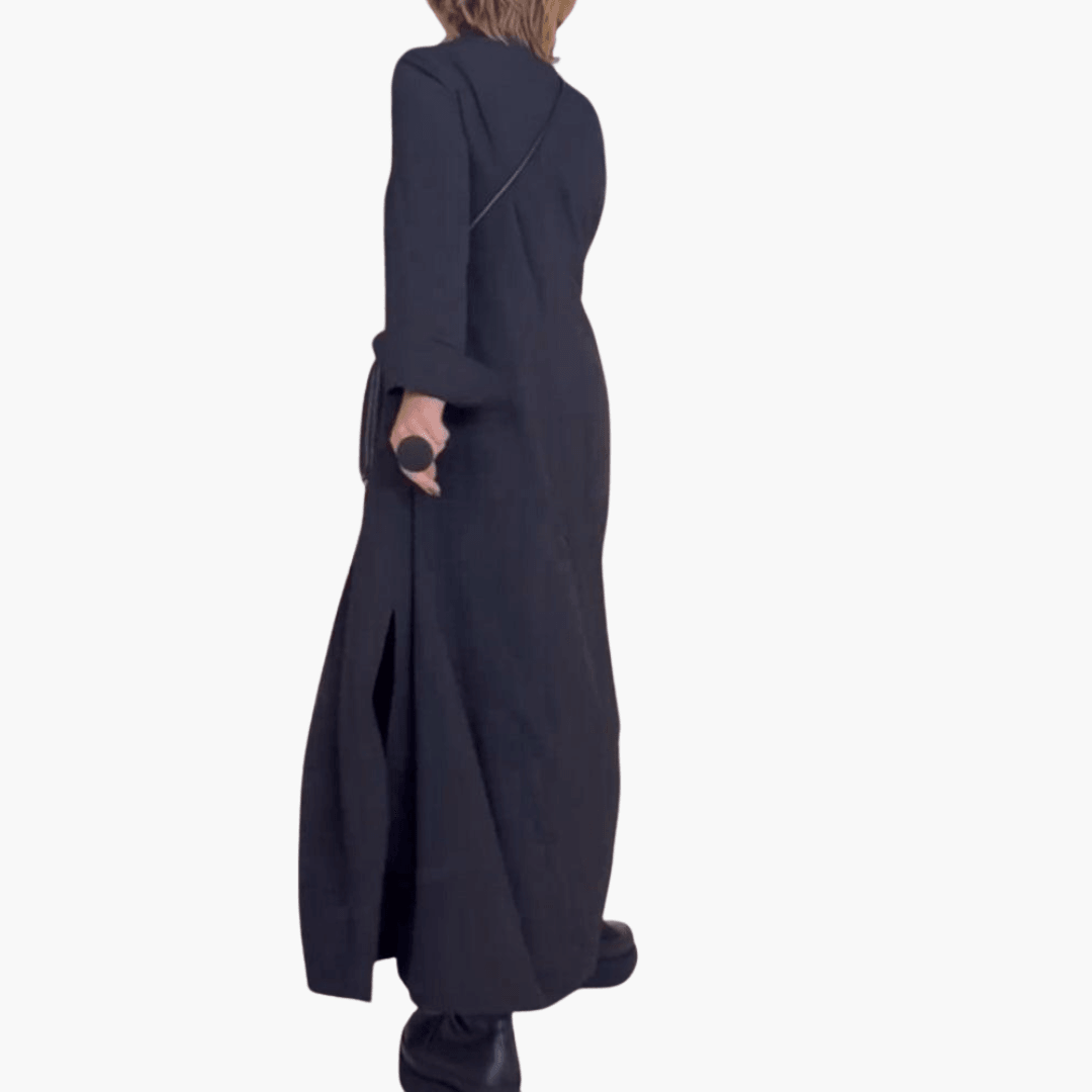 Elegant, loose-fitting long dress for women