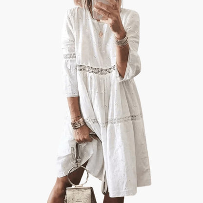 Women’s Long Sleeve Knit Dress with Relaxed Fit and Knee-Length Design