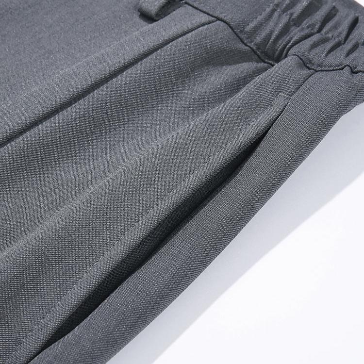 Carlton | Men's Relaxed Fit Pleated Trousers